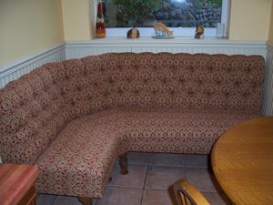 An image of deep buttoned seating